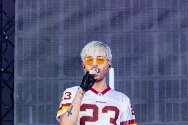 Kiel, Almanya - 28 Haziran 2019: The Band Tokio Hotel, Hrn Stage 'de sahne alıyor