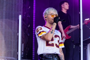 Kiel, Almanya - 28 Haziran 2019: The Band Tokio Hotel, Hrn Stage 'de sahne alıyor