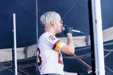 Kiel, Almanya - 28 Haziran 2019: The Band Tokio Hotel, Hrn Stage 'de sahne alıyor