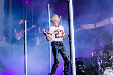 Kiel, Almanya - 28 Haziran 2019: The Band Tokio Hotel, Hrn Stage 'de sahne alıyor