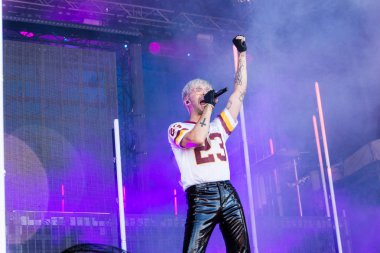 Kiel, Almanya - 28 Haziran 2019: The Band Tokio Hotel, Hrn Stage 'de sahne alıyor