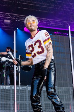 Kiel, Almanya - 28 Haziran 2019: The Band Tokio Hotel, Hrn Stage 'de sahne alıyor
