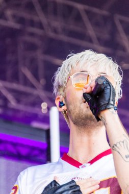 Kiel, Almanya - 28 Haziran 2019: The Band Tokio Hotel, Hrn Stage 'de sahne alıyor