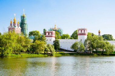 Novodevichy Manastırı, Unesco Dünya Mirası alanı, aynı zamanda Bogoroditse Smolensky Manastırı büyük prens Vasili III, Moskova, Rusya tarafından 1524 kurulan.