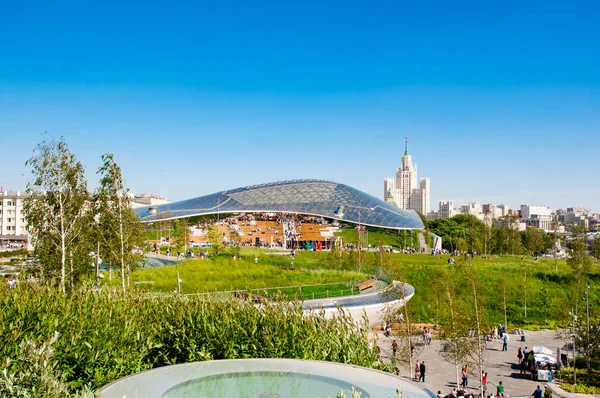 Moscú Rusia Mayo 2018 Panorama Zaryadye Park Con Detalle Edificio —  Fotos de Stock