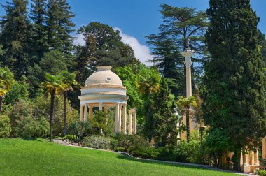 Botanik Bahçesi Park - Rotunda. 