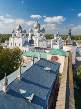 varsayım Katedrali ve rostov kremlin diriliş Kilisesi. rostov Antik şehir büyük altın yüzük Rusya'nın bir turizm merkezidir.