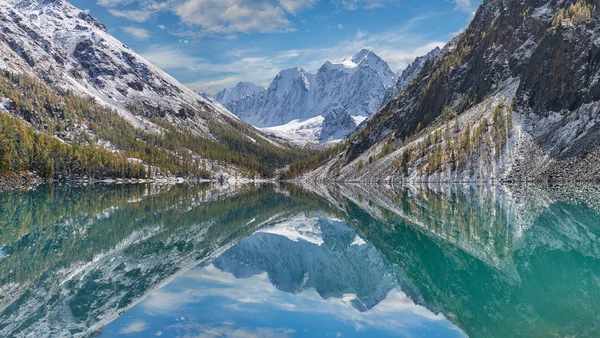 Lac Montagne Enneigé Hiver Russie Sibérie Montagnes Altaï Chuya Crête — Photo