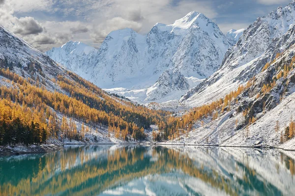 Altai montanhas, Rússia, Sibéria . — Fotografia de Stock