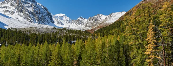 Montañas Día Soleado Otoño Rusia Siberia Occidental Paisaje Montañoso Con —  Fotos de Stock
