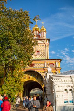 mimari Sergiev Posad 2018.Sergiev Posad, bir kilise güzel altın kubbe ile.