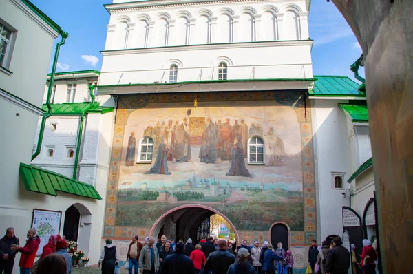 Arquitetura Sergiev Posad 2018 Sergiev Posad Uma Igreja Com Belas — Fotografia de Stock