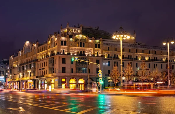 Şehir Moskova . Tiyatro pasajından hotel Metropol., Rusya'ya manzara.2019