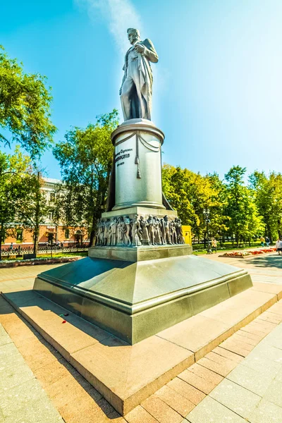 Denkmal Alexander Sergejewitsch griboedov.city die Moskauer — Stockfoto