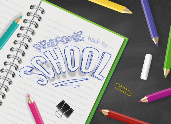 Vettore torna a scuola vista dall'alto disegno del testo disegnato a mano su carta taccuino aperto, matita di colore su sfondo lavagna — Vettoriale Stock
