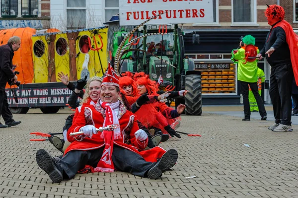 Delft Netherlands Feb 2013 Funny Group Dressed People Sitting Street — Stock Photo, Image