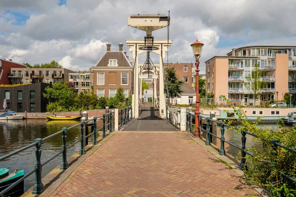Vista Del Histórico Drieharingenbrug Madera Ámsterdam Países Bajos Drieharingenbrug Threeharingsbridge — Foto de Stock