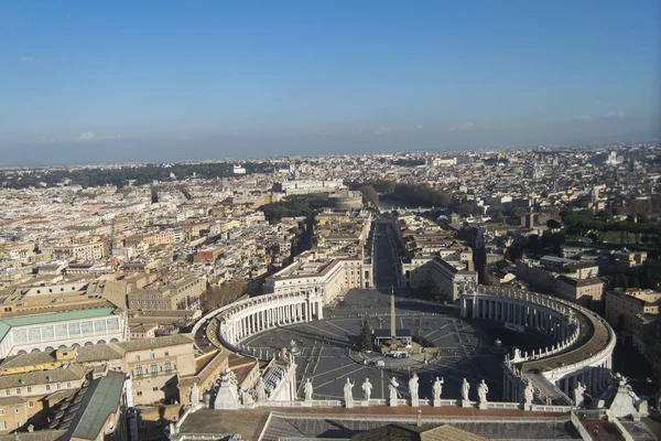 Saint Peter's Basilica kubbe sayısı - Roma