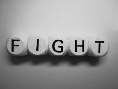 beyaz zar küpleri üzerine kavga sözcüğü