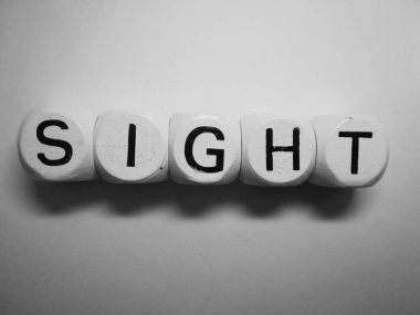 beyaz zar küpleri üzerine görüş sözcüğü