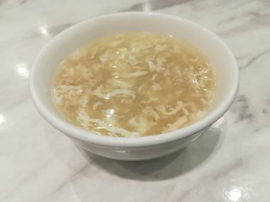 Lezzetli Asya yemeklerinin yakın görüntüsü