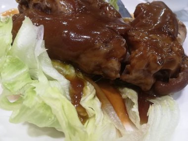 Lezzetli Asya yemeklerini yakından çek.