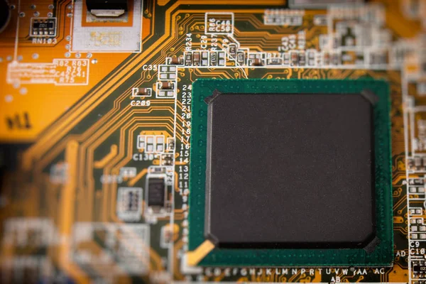 Bilgisayar elektronik devre kartı.