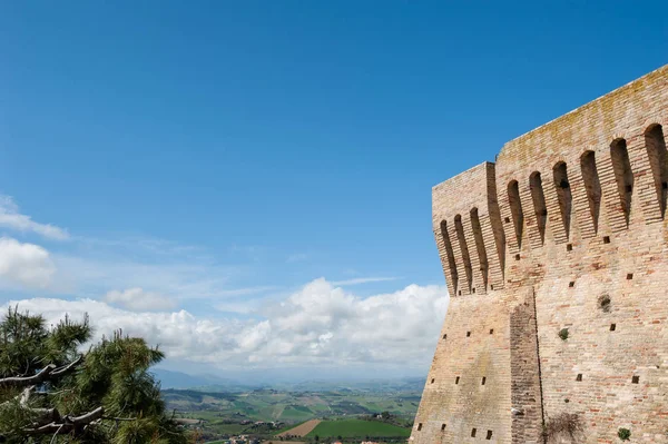 Замок Acquaviva Picena Известный Mastio Cilindrico Della Rocca Италия — стоковое фото