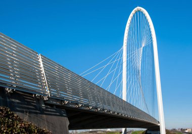 Reggio Emilia, Italya-23 Şubat 2014. Ünlü köprüler kompleksi 