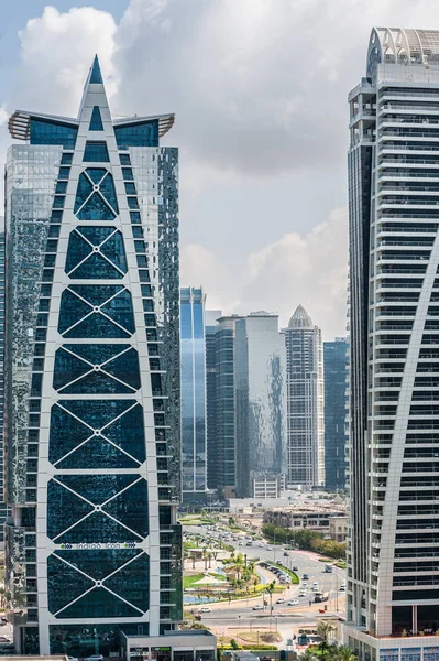 Dubai Uae Mars 2014 Skyline Panoramautsikt Över Trafiken Jumeirah Lakes — Stockfoto