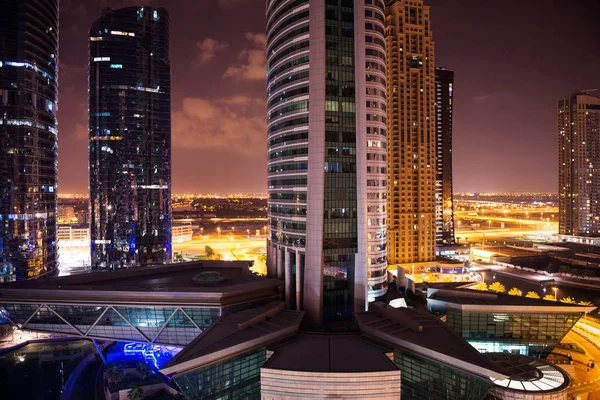 Dubai Eau Martie 2014 Clădirile Turnurilor Lacurilor Jumeirah Timp Noapte — Fotografie, imagine de stoc