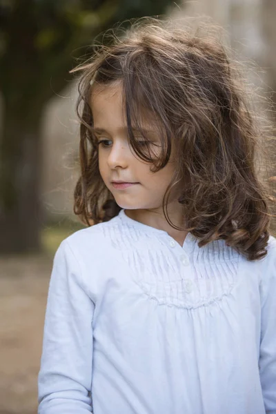 Küçük Kız Samimi Bir Portre — Stok fotoğraf
