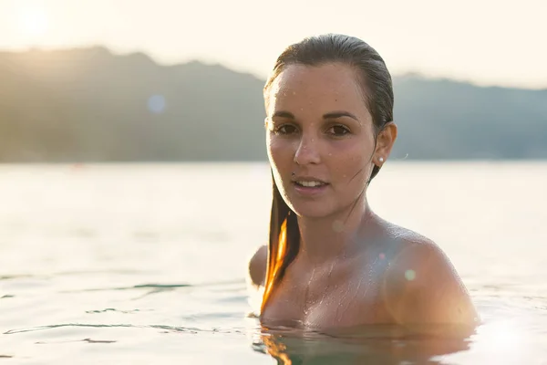 Sensual Jovem Loira Retrato Posando Praia — Fotografia de Stock