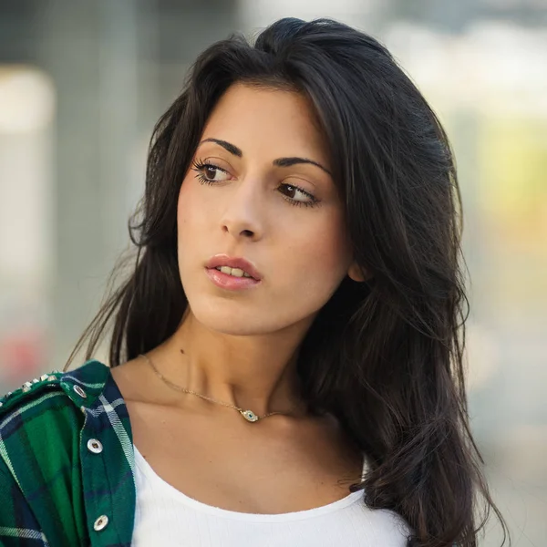 Hermoso Retrato Mujer Joven Aire Libre —  Fotos de Stock