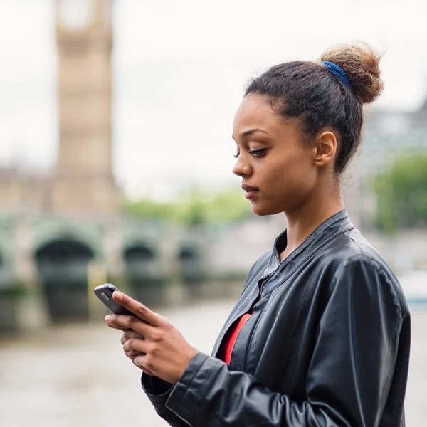 Young Attractive African American Woman London — Stock Photo, Image