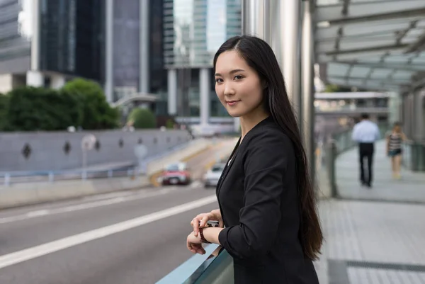 Confident Young Businesswoman Portrait Hong Kong — Stockfoto