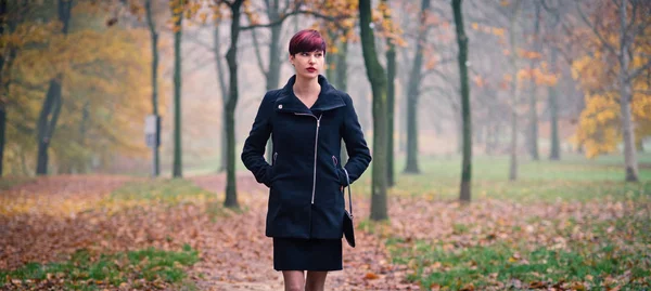 Beautiful Portrait Young Redhead Woman Walking Alone Outdoors Park Autumn — Stock Photo, Image