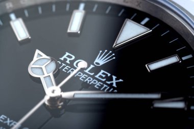 Rolex Oyster Perpetual Explorer I izle, makro çekimi kapatın