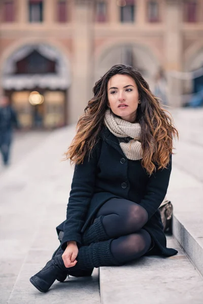 İtalya, Bologna 'da güzel bir kadın portresi.