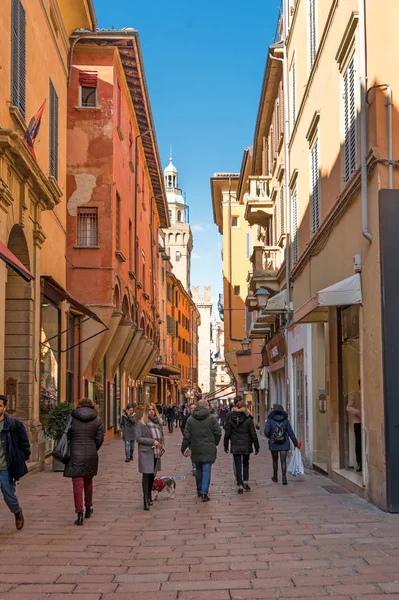 Bologna Italië Circa Maart 2018 Mensen Die Wandelen Straat Azeglio — Stockfoto