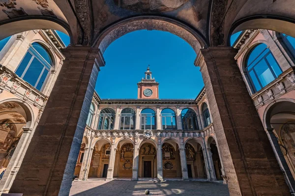 Archiginnasio Atrium Houses Now Municipal Library Famous Anatomical Theatre Bologna — Stock Photo, Image