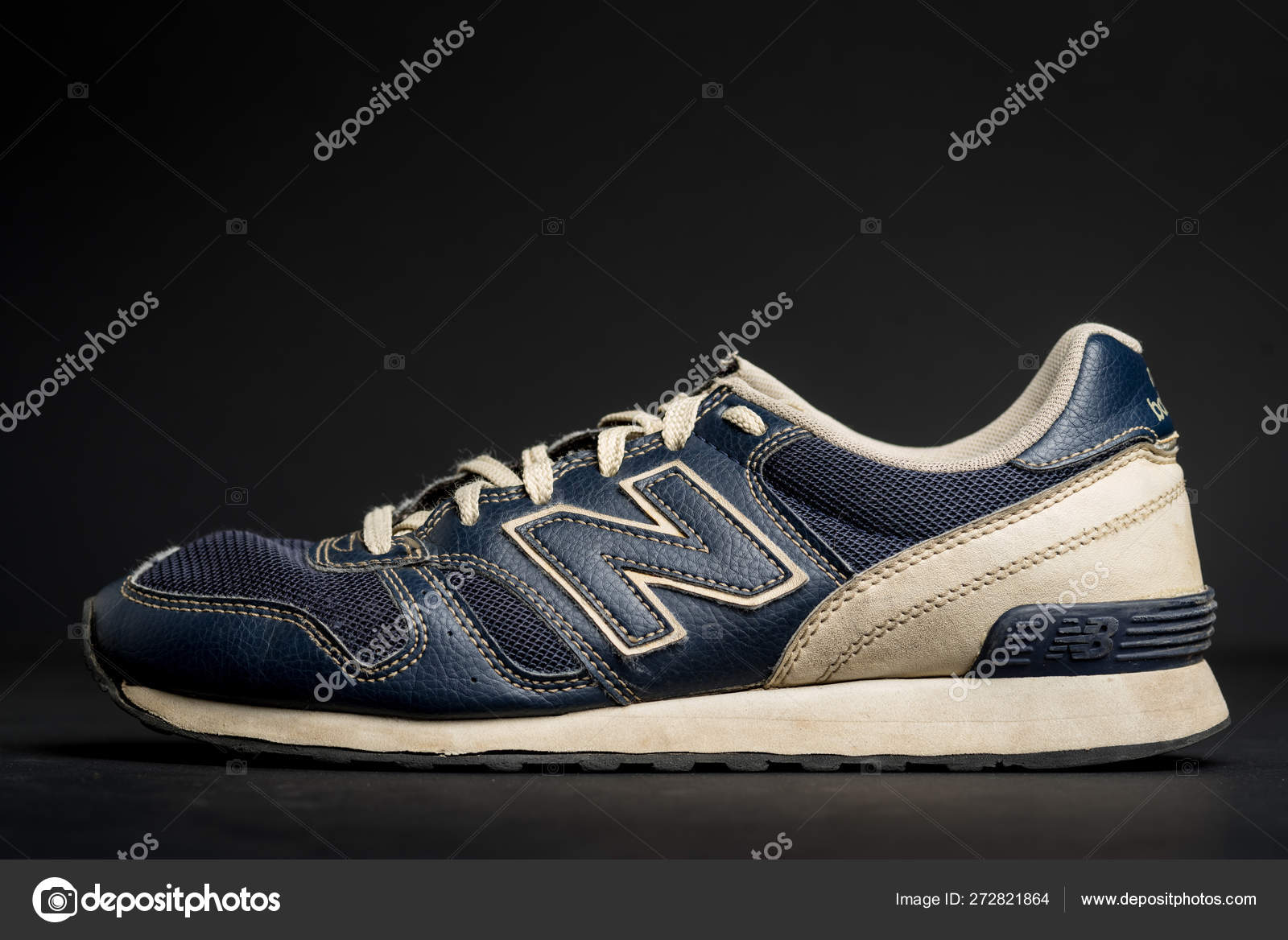 new balance italy