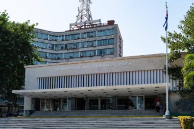 Havana, Küba - Mart, 2019: Ministerio de Comunicaciones - İletişim Hükümet binası.