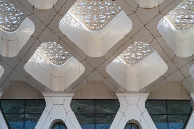 Marakeş, Fas - Nisan 2019: Menara Havaalanı mimari detayı. Marakeş-Tensift-El Haouz bölgesinin başkenti Marakeş'e hizmet veren uluslararası bir havaalanıdır.. 