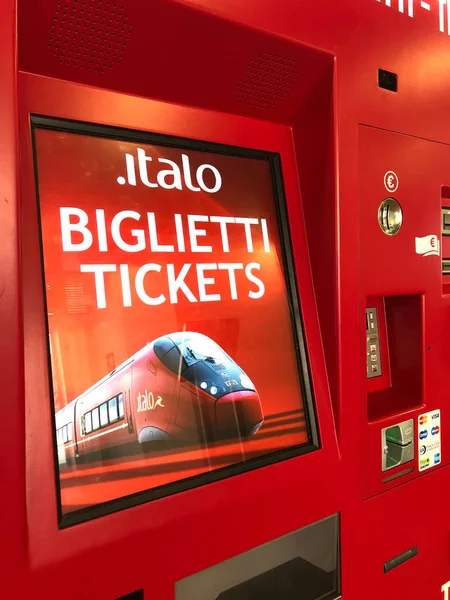 Bologna Italien Juli 2018 Italo Biljett Automatisk Maskin Italo Det — Stockfoto