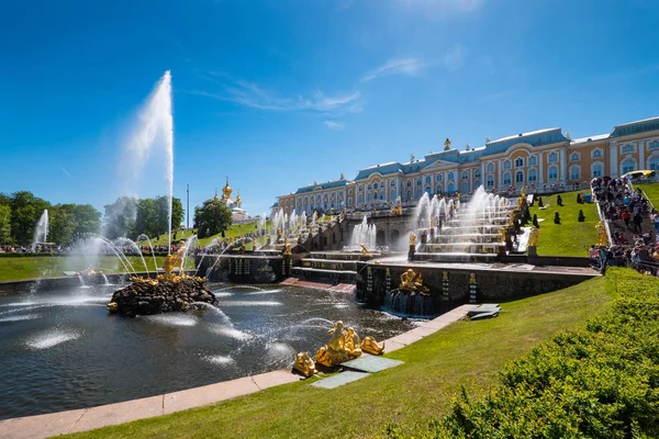 Saint Petersburg Russie Circa Mai 2018 Statues Dorées Intérieur Grande — Photo