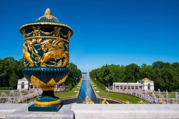 Saint Petersburg Russie Circa Mai 2018 Vase Décoré Avec Fontaine — Photo