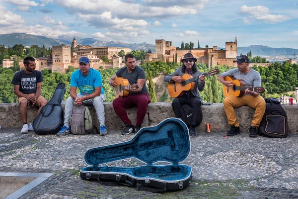 Granada Espanha Junho 2018 Cantores Mirador San Nicolas Com Alhambra — Fotografia de Stock