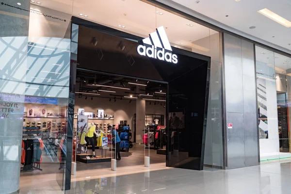 Dubai Octobre 2018 Magasin Adidas Dans Dubai Mall Nike Est — Photo