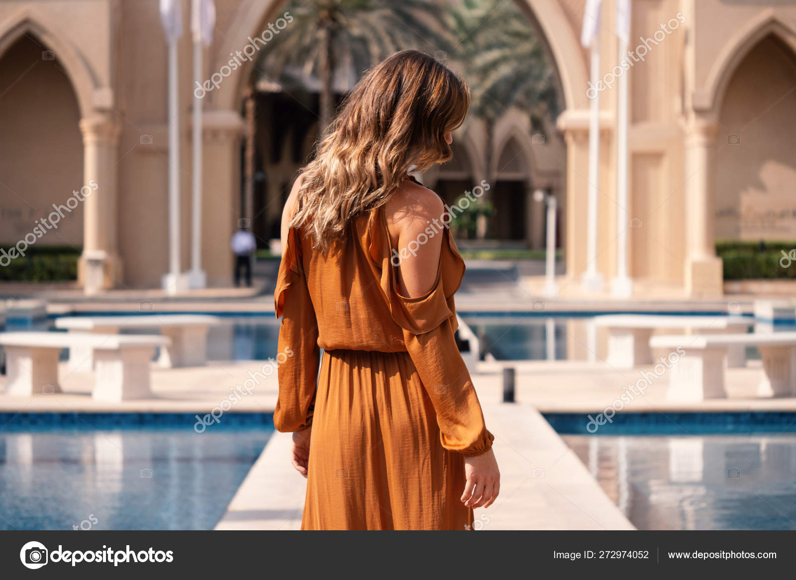 Portrait Beautiful Woman Wearing Long Dress Walking Dubai View — Stock ...